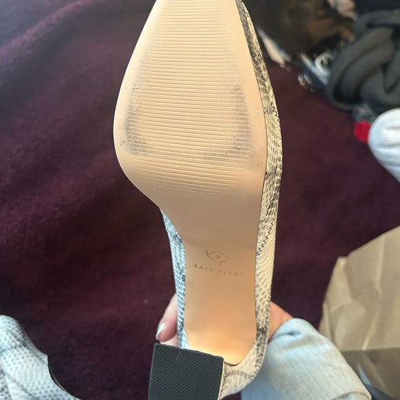 Katy Perry Collections Black and Gray Snakeskin Heels - Picture 5 of 7